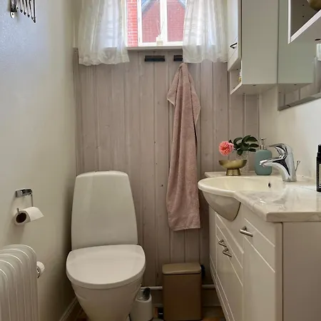 Villa Centrally Located *